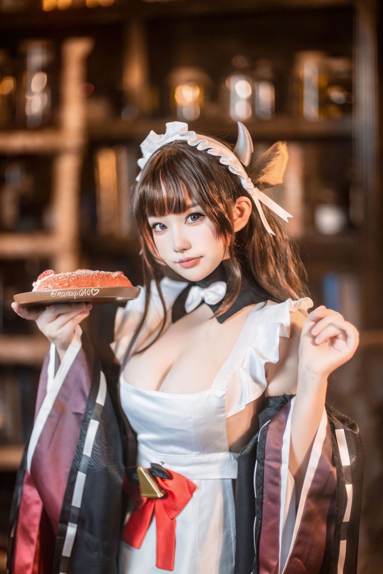 No.011-樫野牛牛女仆 [40P 7V]-次元堂