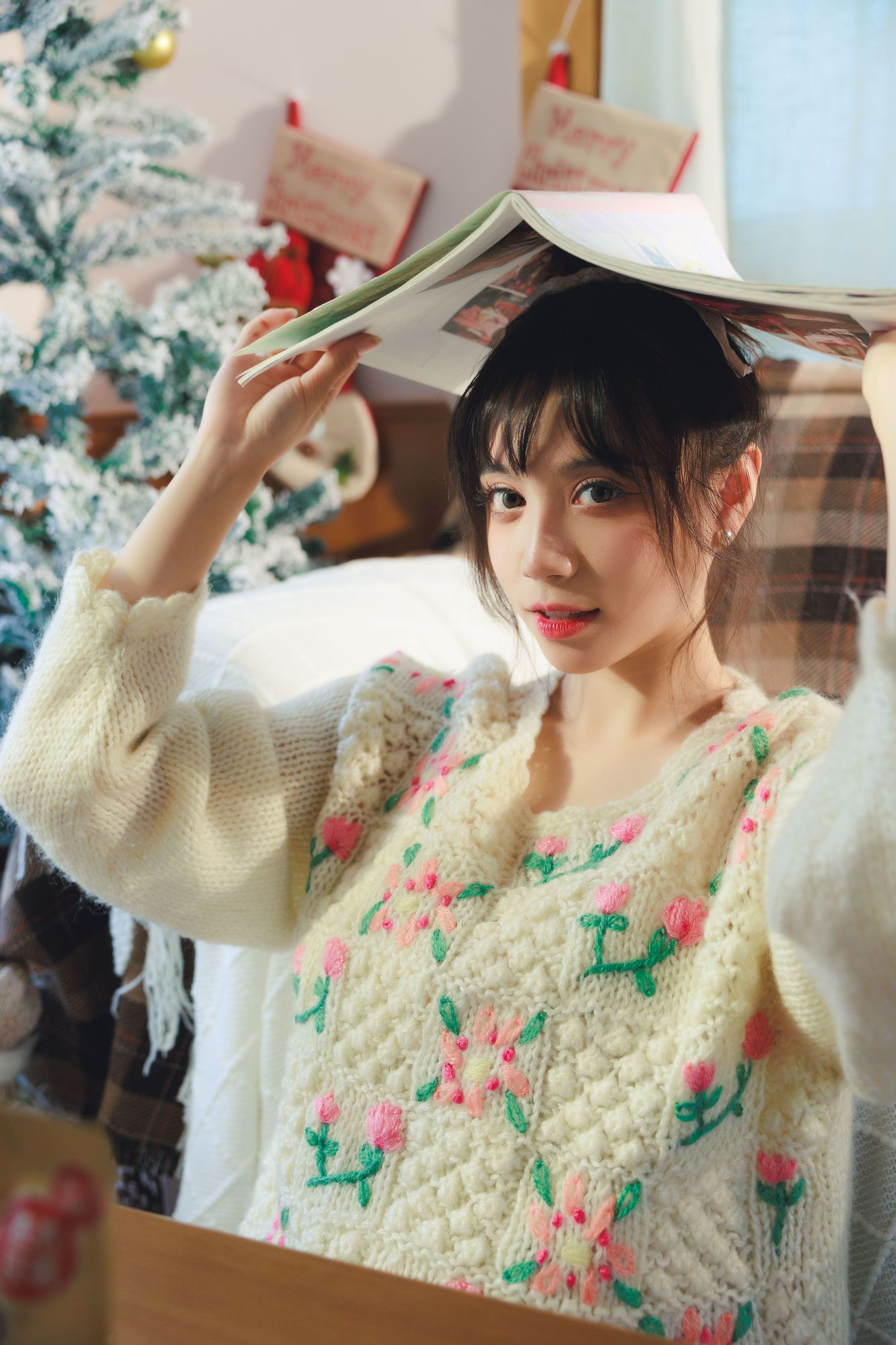 No.050 – 少女圣诞季 [35P]-次元堂