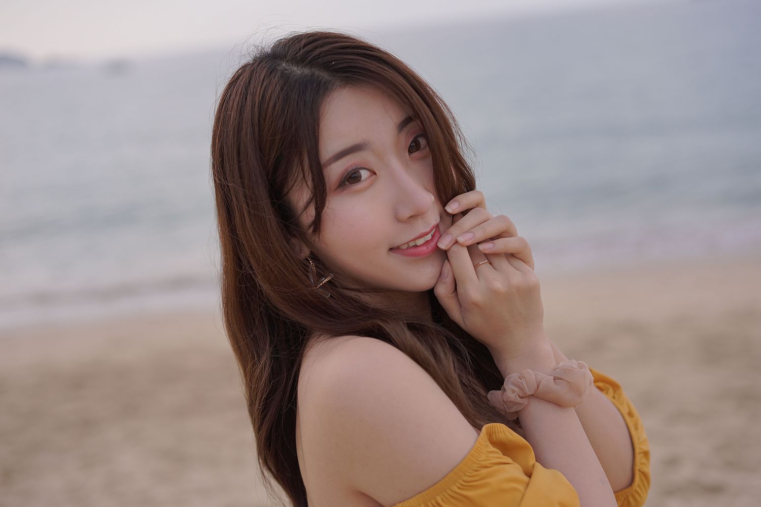 No.051-7海岛之旅真爱版 [243P]– 黄色连衣裙 [19P]-次元堂