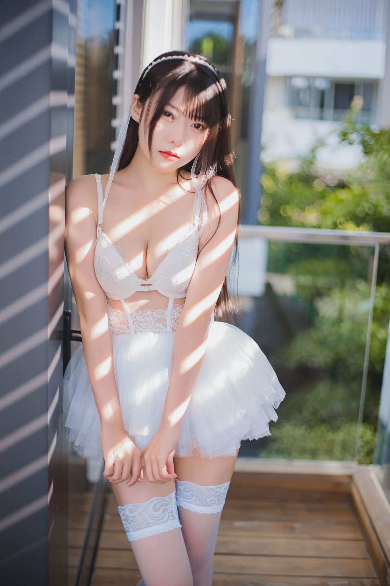 No.040-杨枝甘露 白蕾丝纱裙 [48P 1V]-次元堂