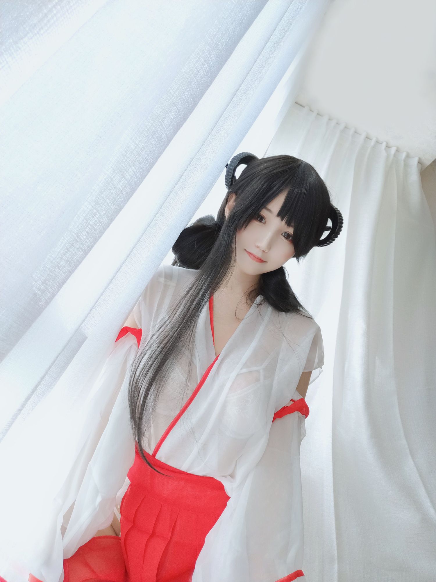 No.008-有点不对劲的巫女 [34P]-次元堂