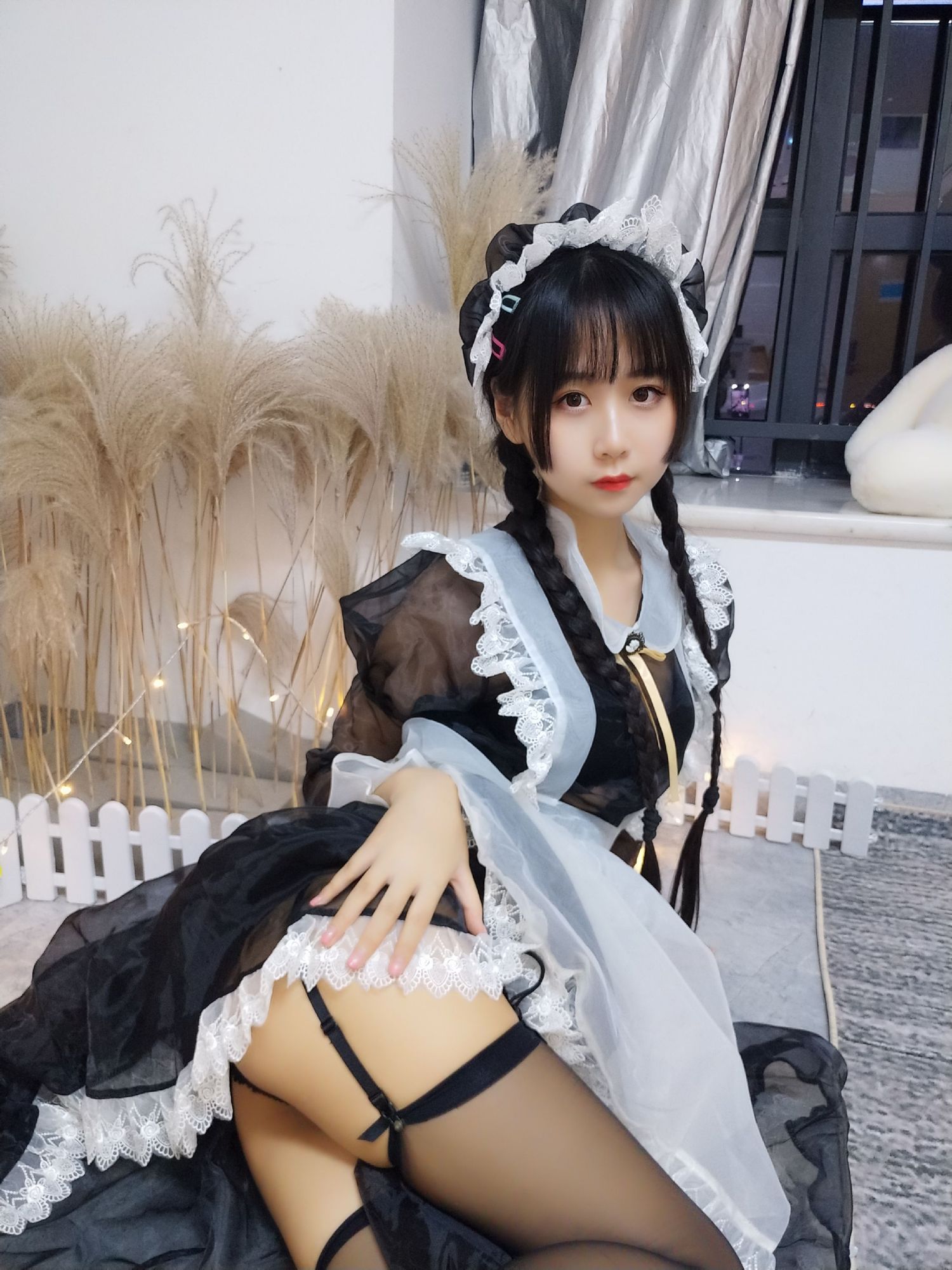 No.010-透明女仆自拍 [26P]-次元堂