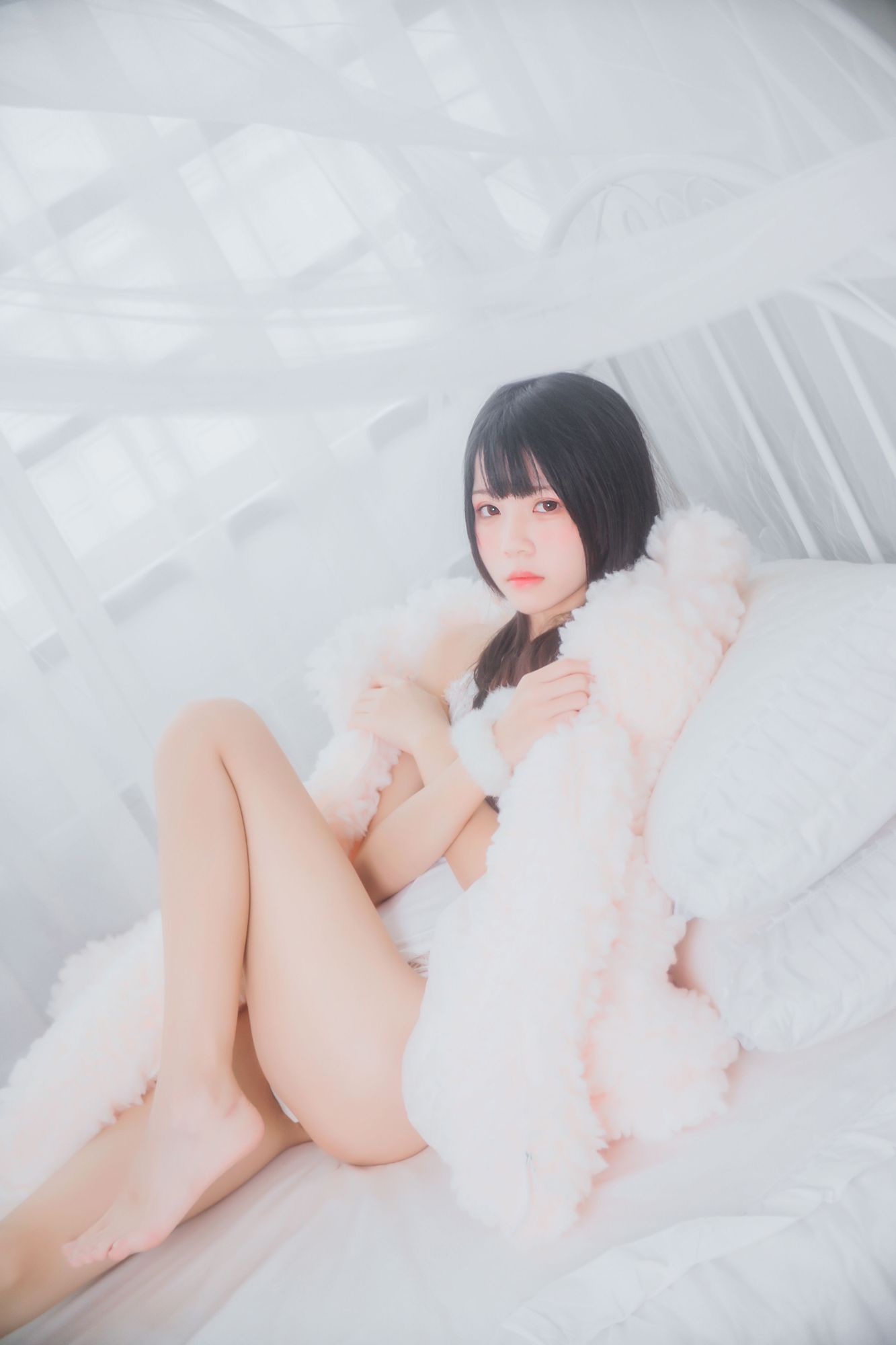 No.018-冬眠系列 纯白私房 [46P]-次元堂