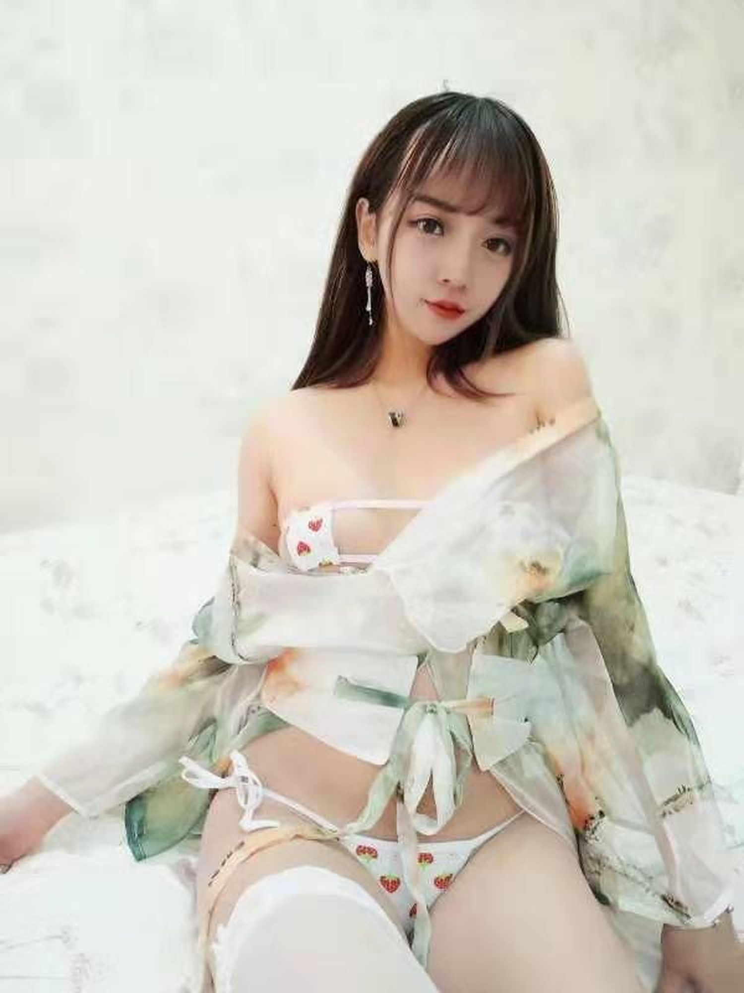 No.029-绿色衣服 [14P]-次元堂