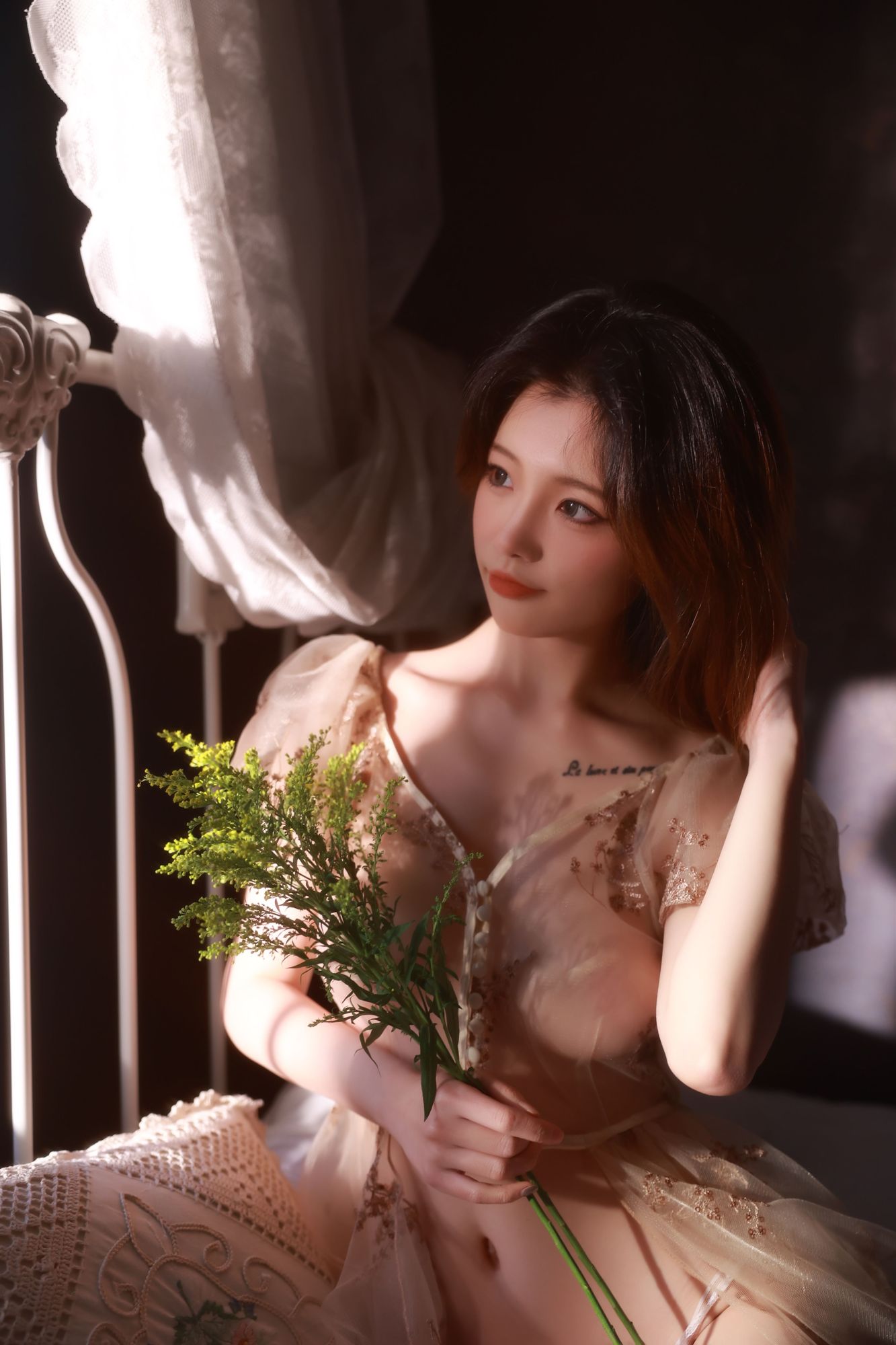No.043 – 花束与影 [13P]-次元堂