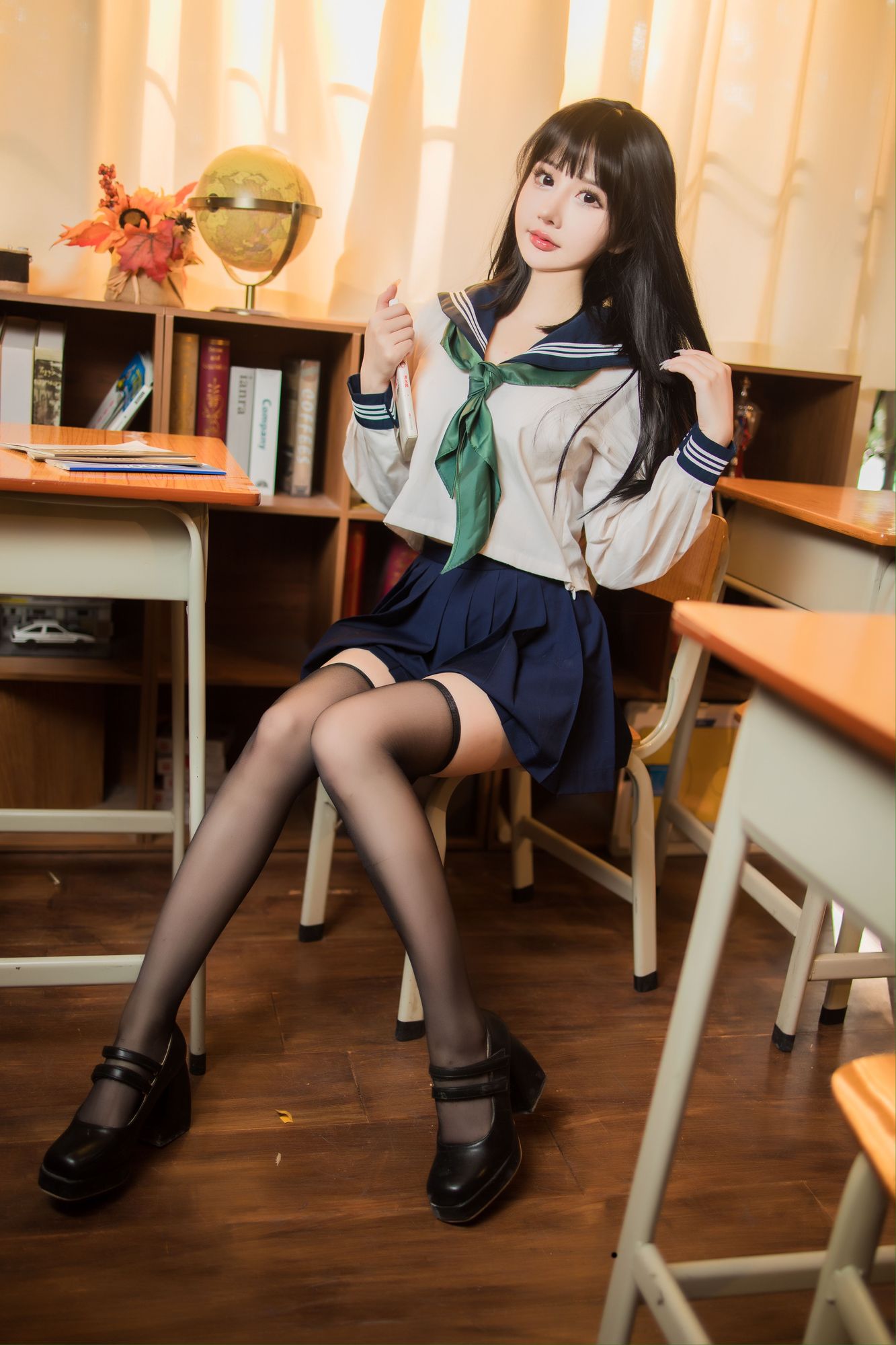 No.049 – 反差学妹 [19P]-次元堂