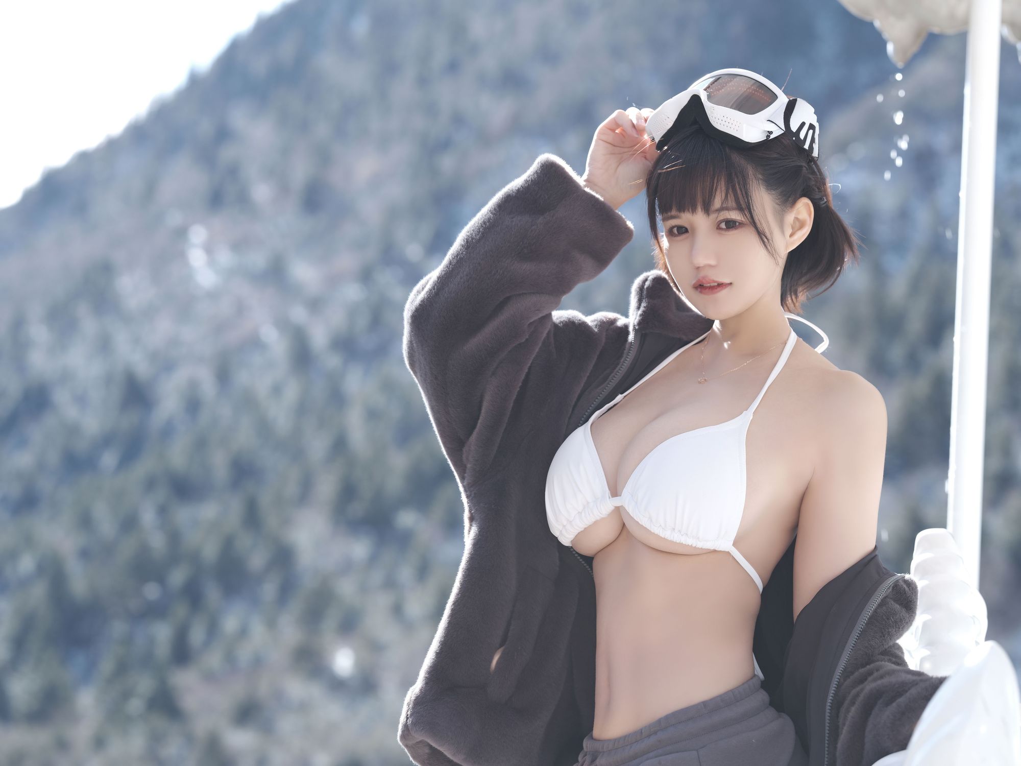 No.055 – 炽爱 典藏版 [18P]-次元堂