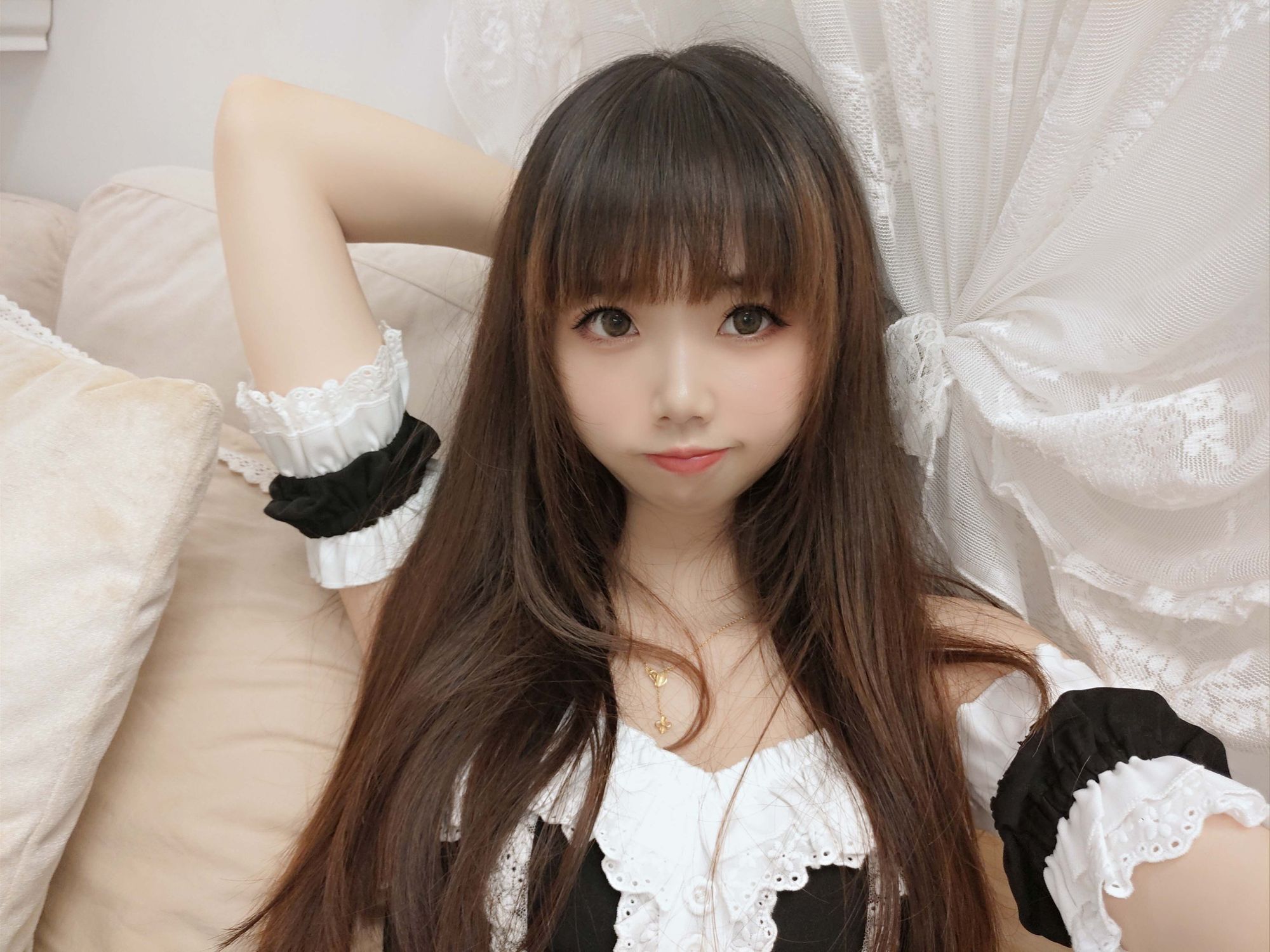 No.056 – 对镜女仆 [28P 2V]-次元堂
