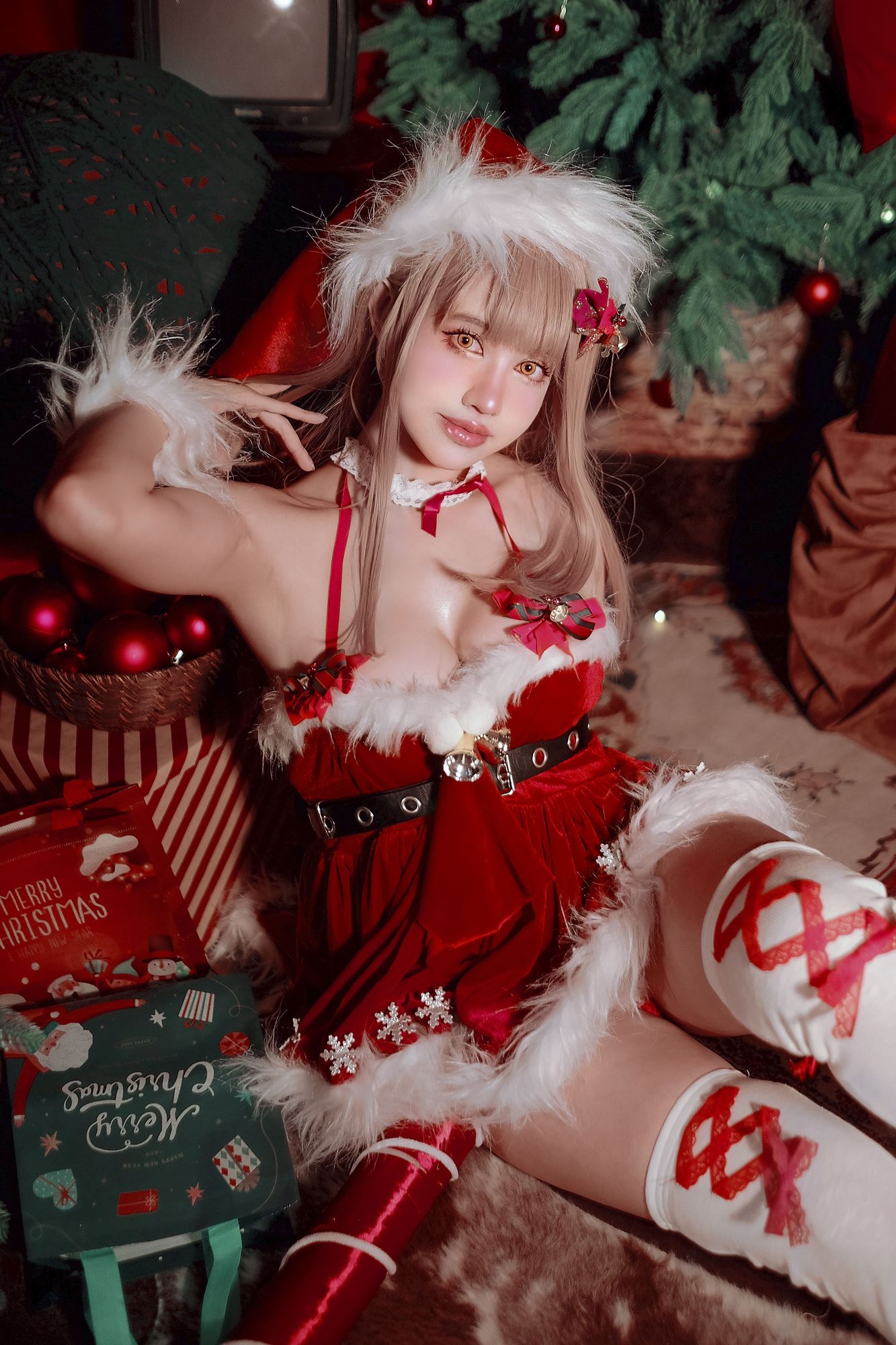 No.067 – NIKKE Emma Xmas [17P]-次元堂