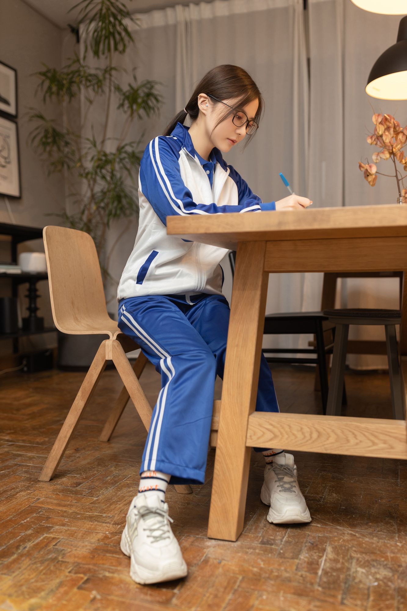 No.107 – 家教 [87P]-次元堂
