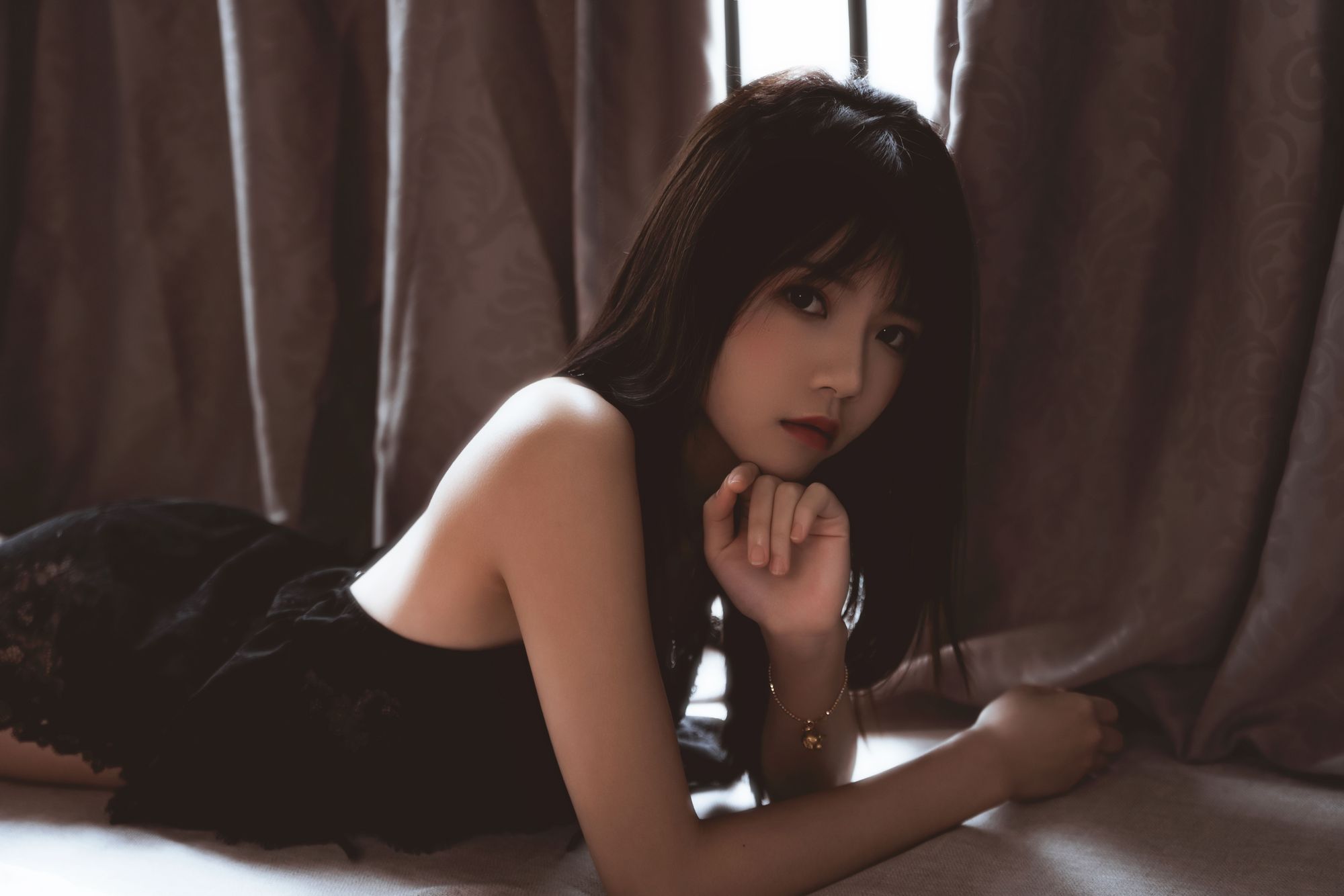 No.226 – 黑 [21P]-次元堂