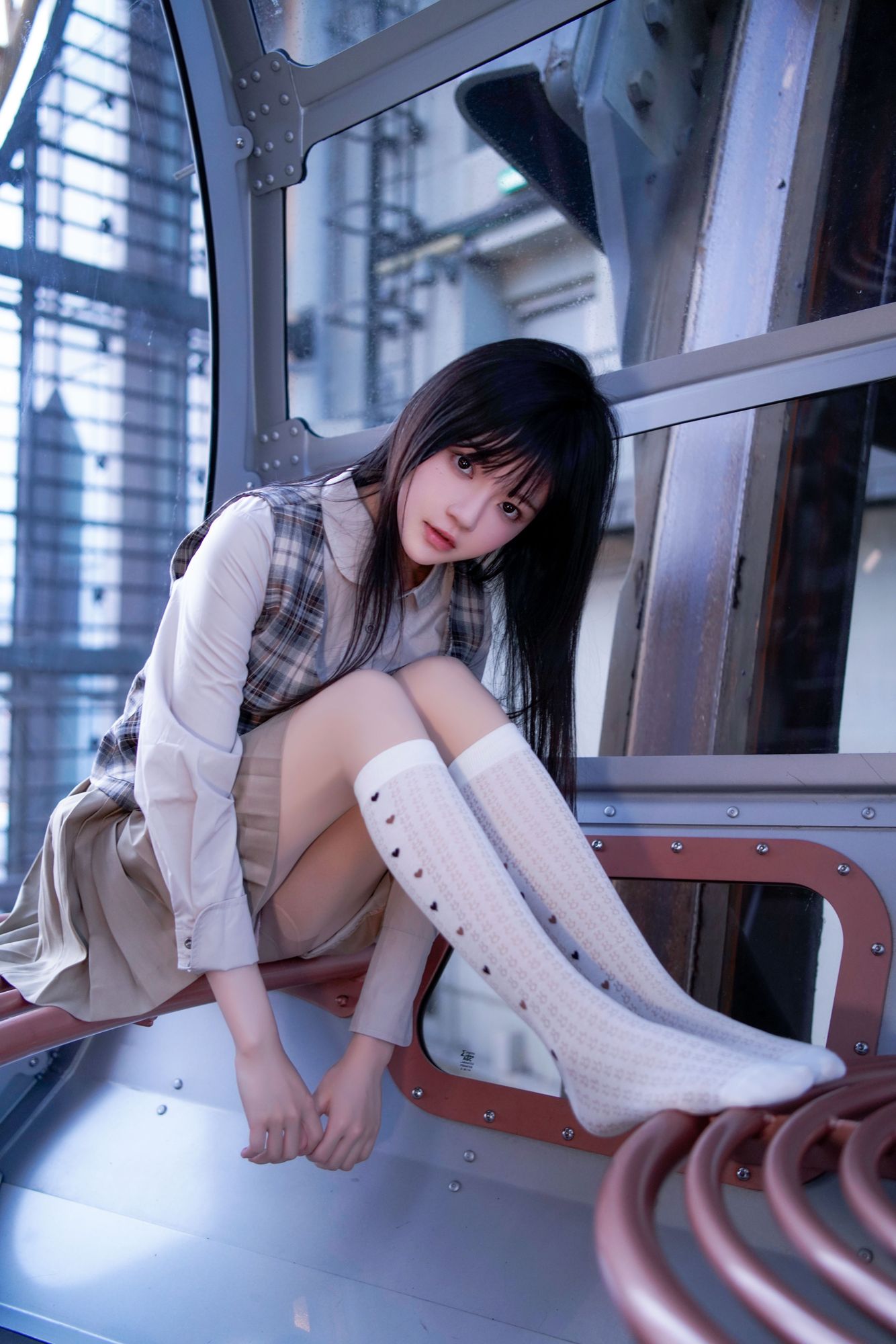 No.245 – 制服摩天轮 [27P]-次元堂