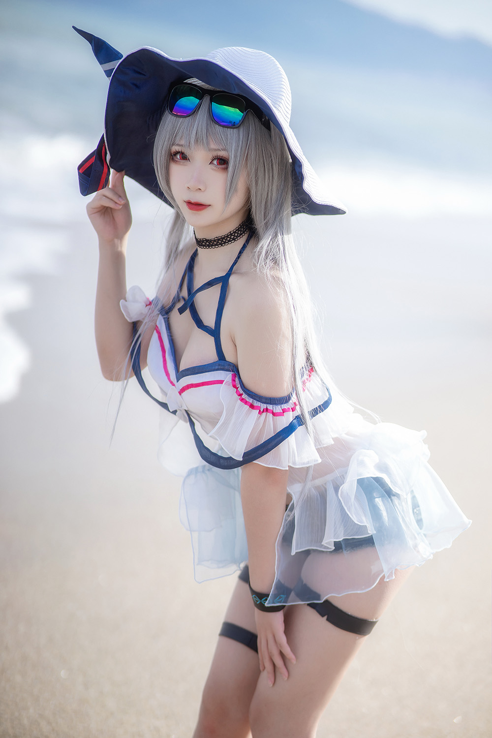 00 后宝藏 coser 樱落酱 w，你了解多少？​