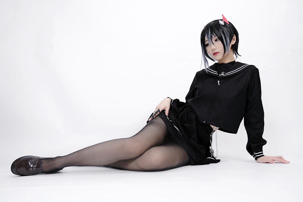 00 后高颜值 coser 幼愛 youmeko，凭啥能圈粉 30 万？