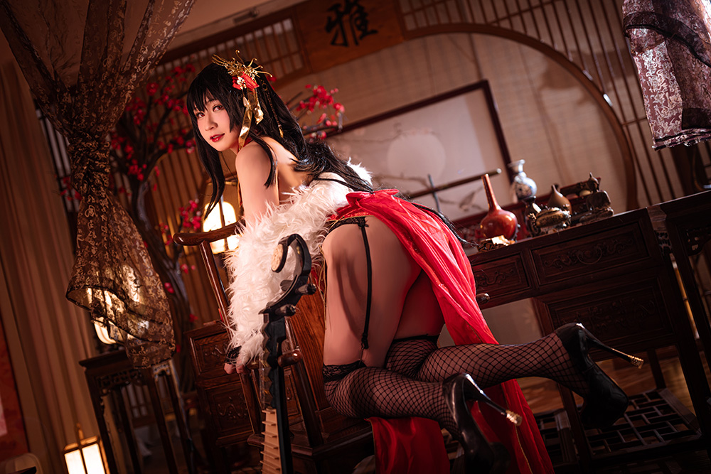 175cm神级Coser!Zyra秋用化妆术 “复活” 二次元顶流 175cm神级Coser!Zyra秋用化妆术 “复活” 二次元顶流