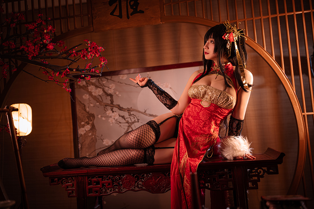175cm神级Coser!Zyra秋用化妆术 “复活” 二次元顶流 175cm神级Coser!Zyra秋用化妆术 “复活” 二次元顶流