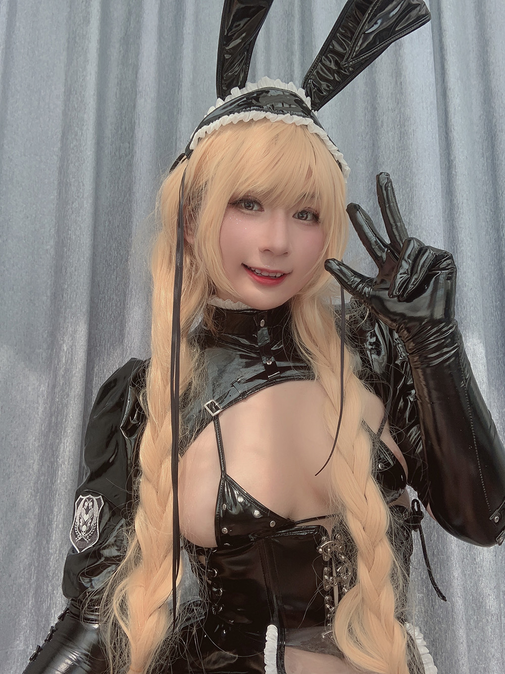 175cm神级Coser!Zyra秋用化妆术 “复活” 二次元顶流 175cm神级Coser!Zyra秋用化妆术 “复活” 二次元顶流