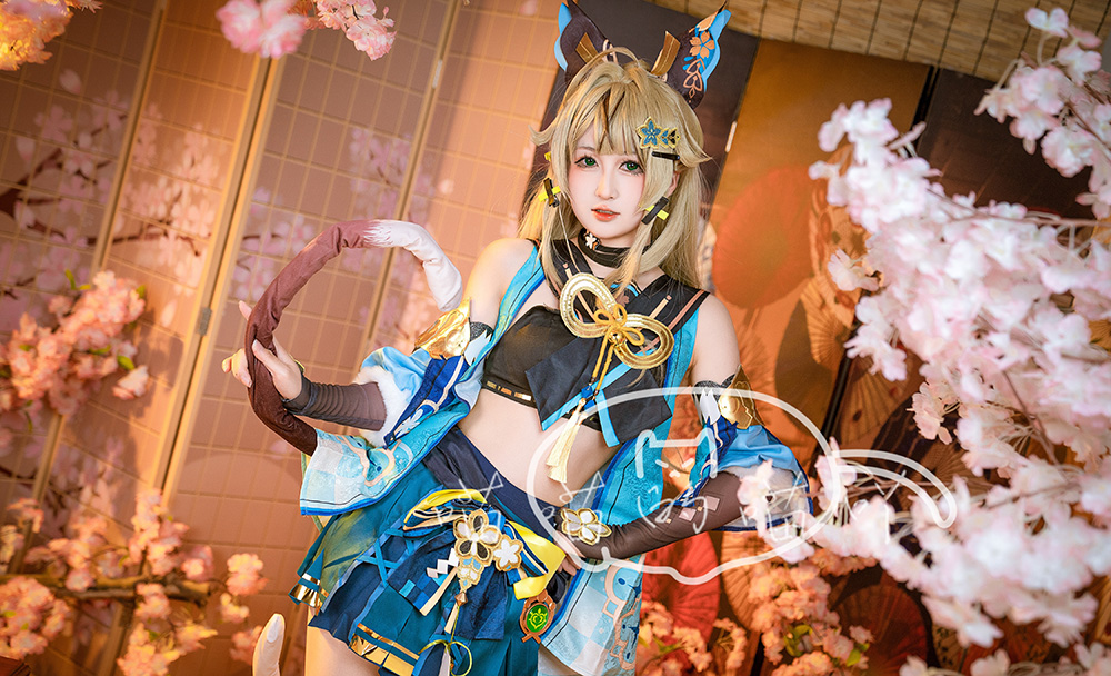 24 岁杭州妹子逆袭!解锁Cosplay、模特、主播三重身份 24 岁杭州妹子逆袭!解锁Cosplay、模特、主播三重身份