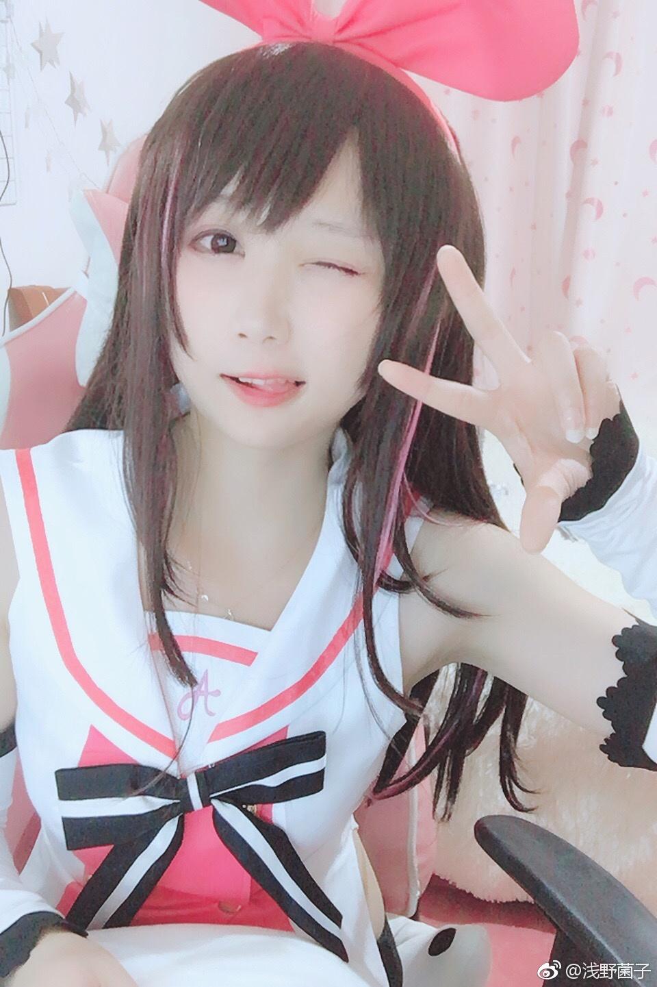 从B站ASMR主播到神级Coser！浅野菌子的双面人生太绝了