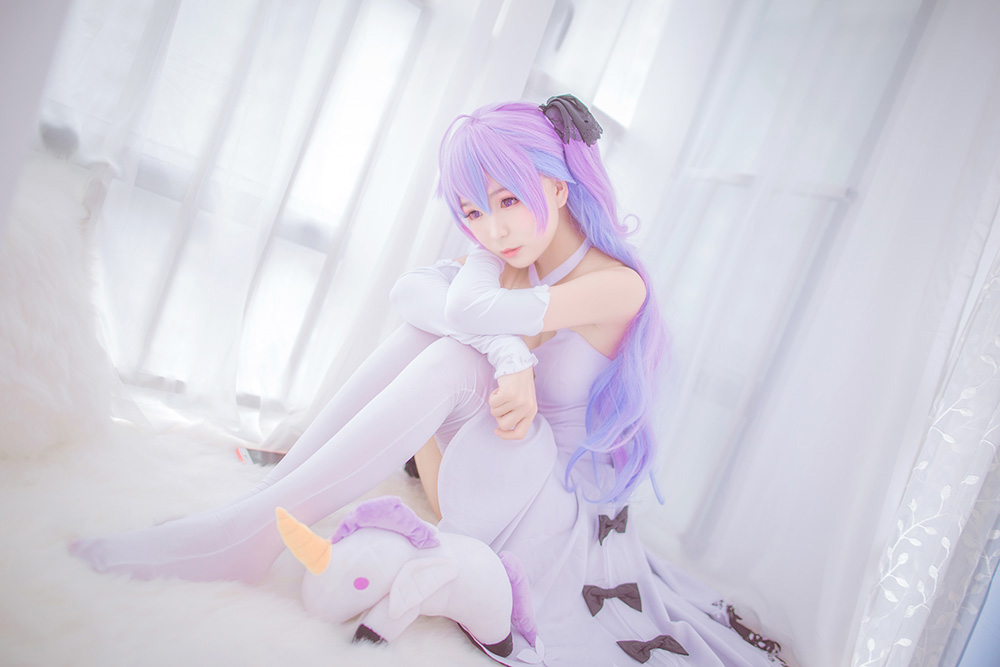 从三尺讲台到次元舞台：揭秘双面 coser 北之北的破圈魅力