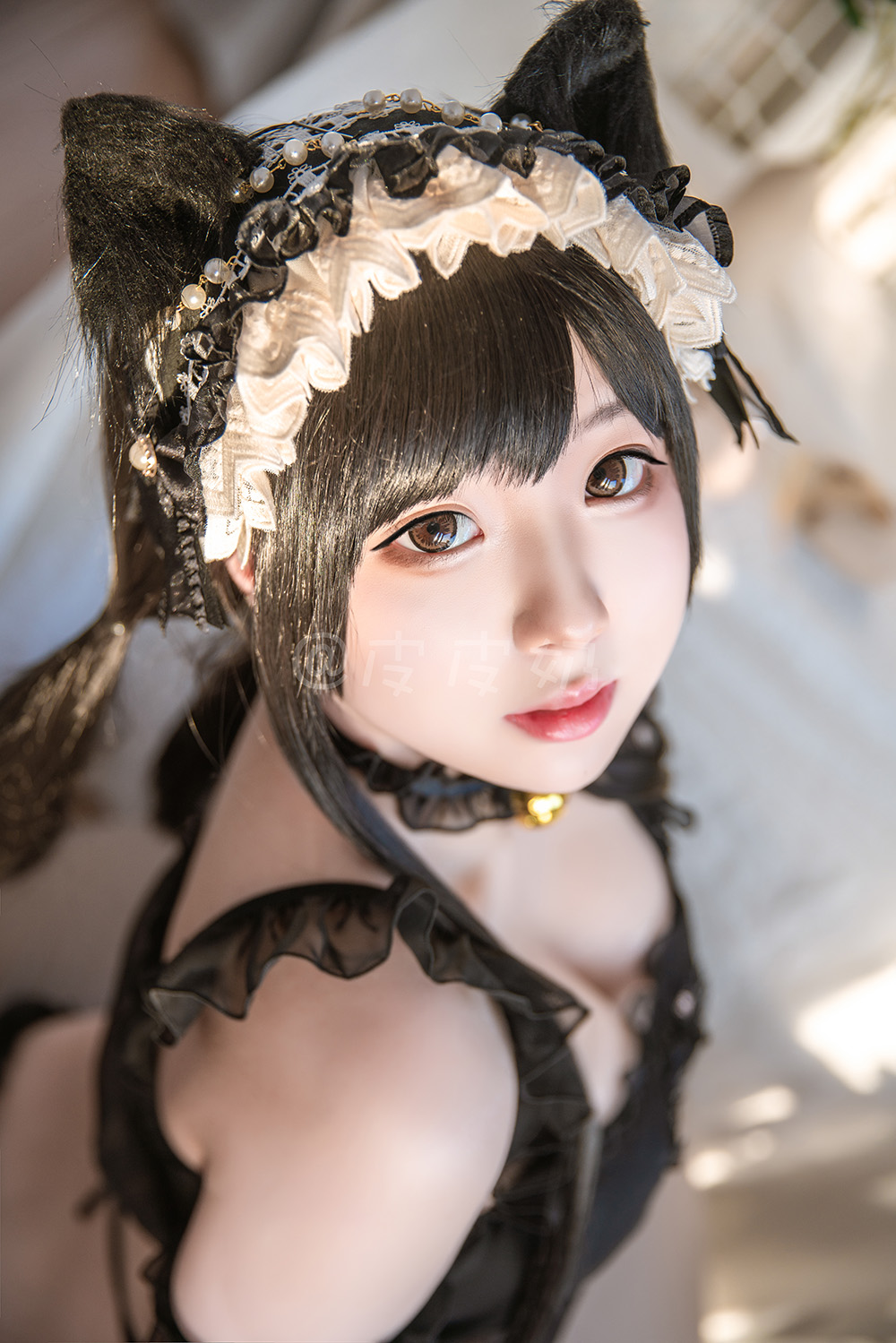 从厂妹到 C 圈顶流！肉感女神皮皮奶的逆袭封神之路