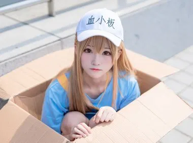 从学生妹到百万粉Coser！00后女孩Kitaro_绮太郎靠模仿动漫人物火遍全网-次元堂