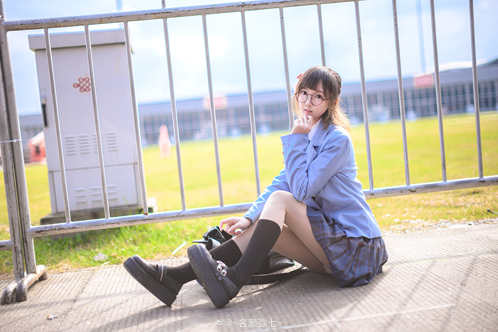 从甜美笑颜到百变角色：深度解析 Coser 名濑弥七的多维魅力密码