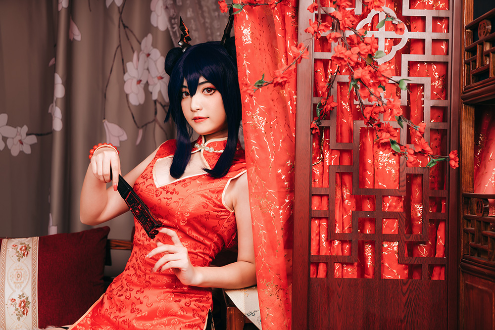 从素人到百万粉丝！00 后Coser如何靠 “神仙还原” 火出圈？许枳的逆袭故事太绝了-次元堂
