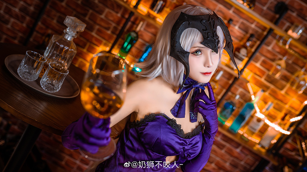 奶狮不咬人COS图集作品预览 奶狮不咬人COS图集作品预览