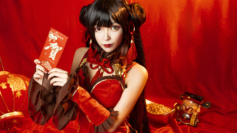 全网疯传的 “漫画脸” 本尊！揭秘Coser妍子坚不可摧的出圈密码