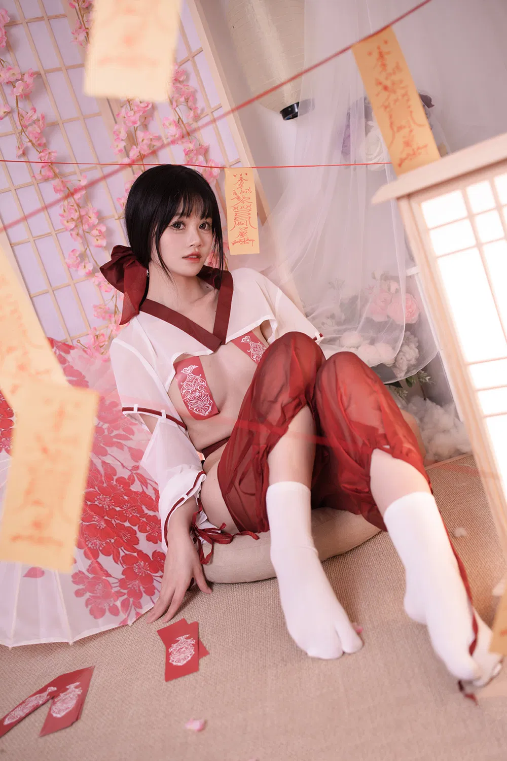 千反田鹿子 祈福巫女[56P-724M]-次元堂