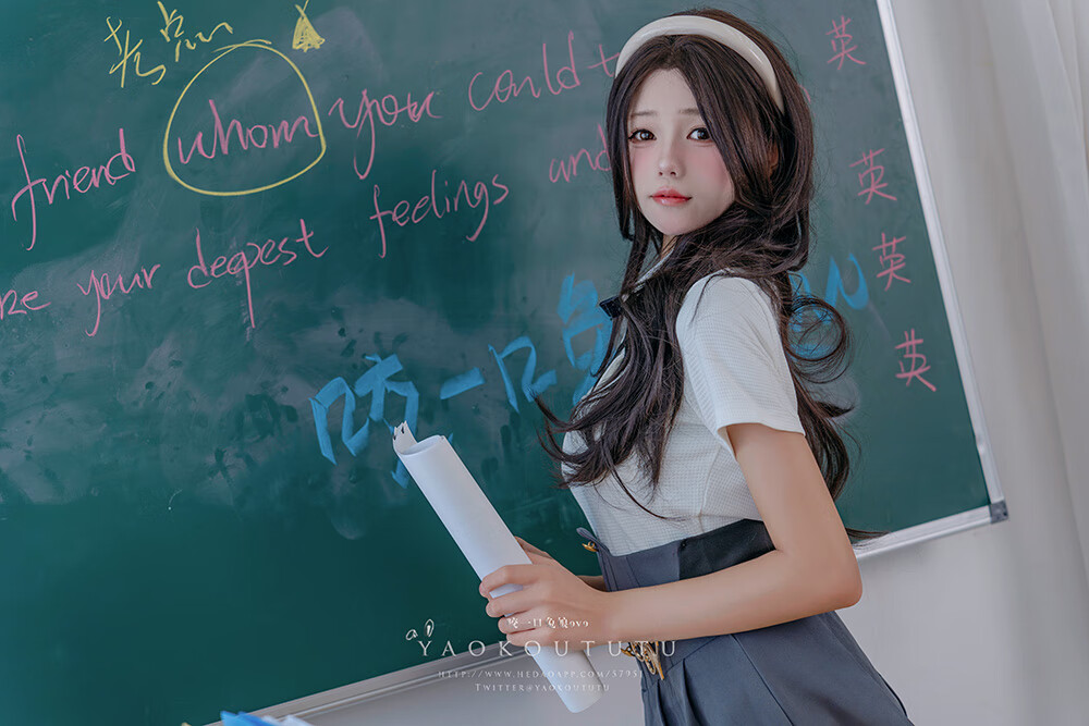 咬一口兔娘(黏黏团子兔) –实习老师的欢迎仪式&Touch it[62P1V-1.3G]