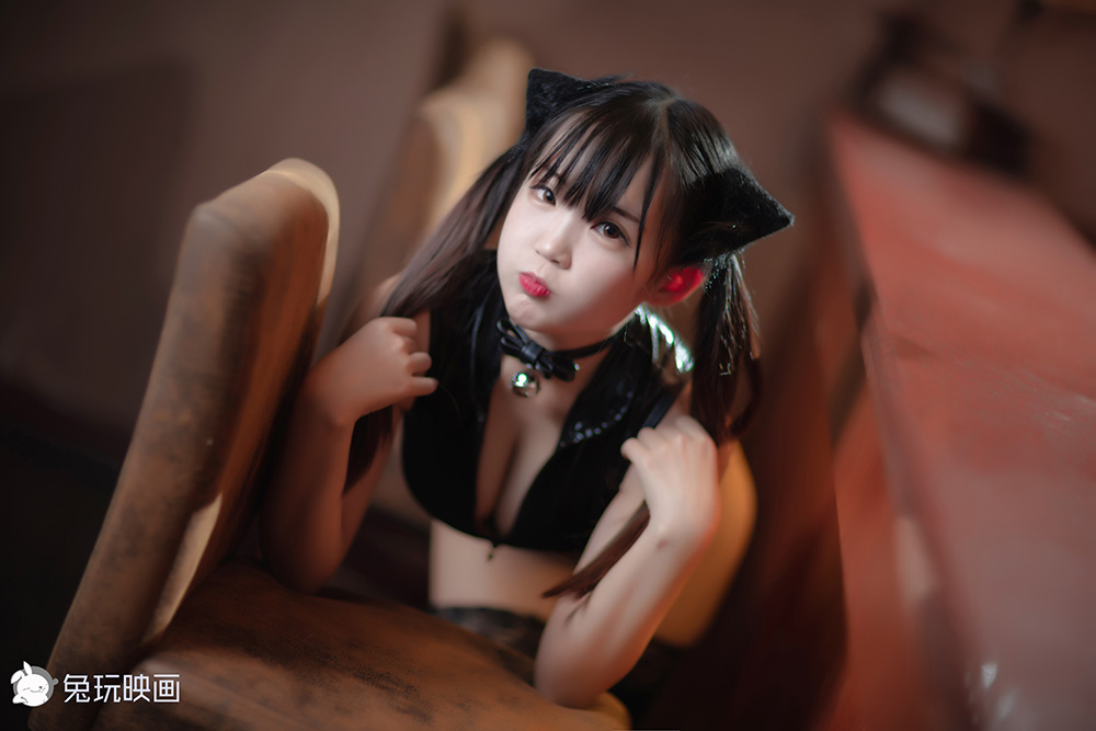 宝子们！快和我一起踏入御子 Yumiko 的二次元奇妙宇宙～