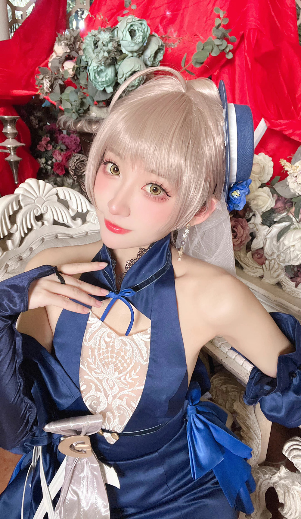 尤幽火出圈！这个靠热爱和才华玩转二次元的 coser 太牛了