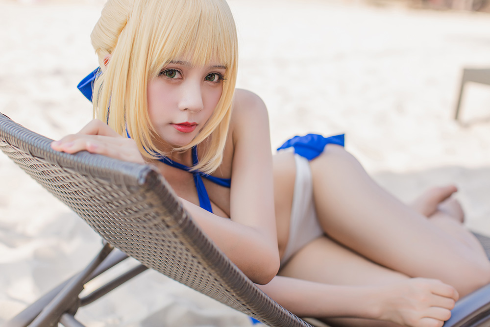 带你认识 coser 秋山AkII：广东妹子如何变身二次元超人气偶像