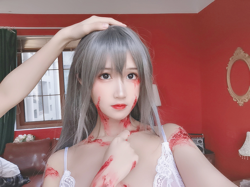 带你认识超会玩的 Coser 三度_69，解锁他的二次元宇宙-次元堂