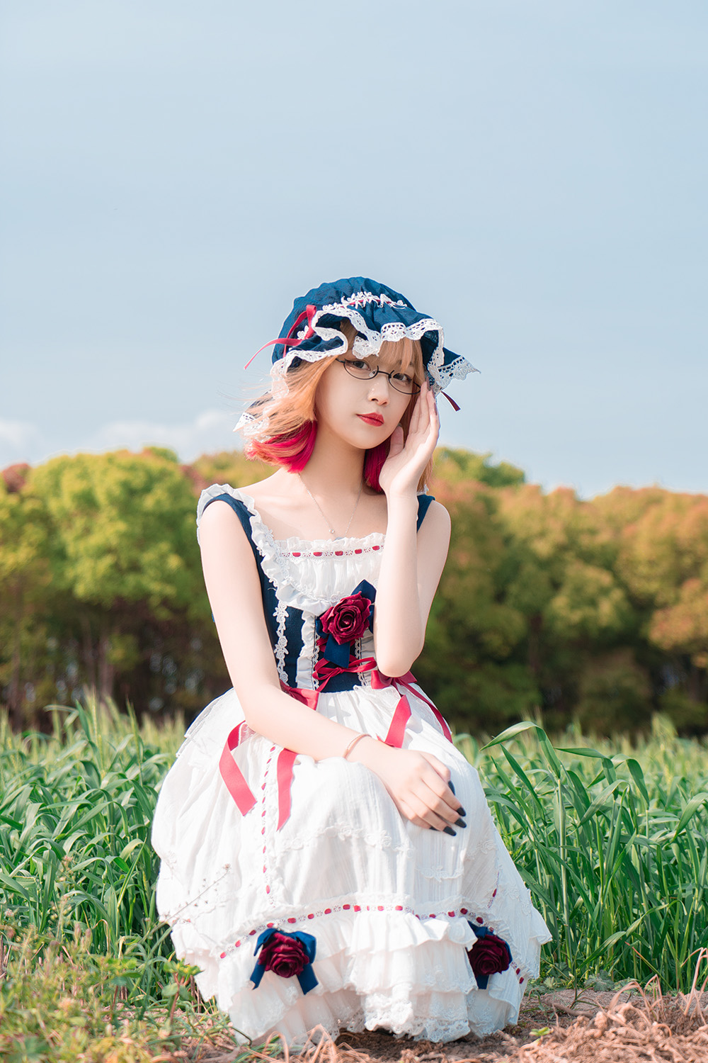 探秘宝藏Coser梨瑾瑾：以热爱为笔，绘动漫绮梦