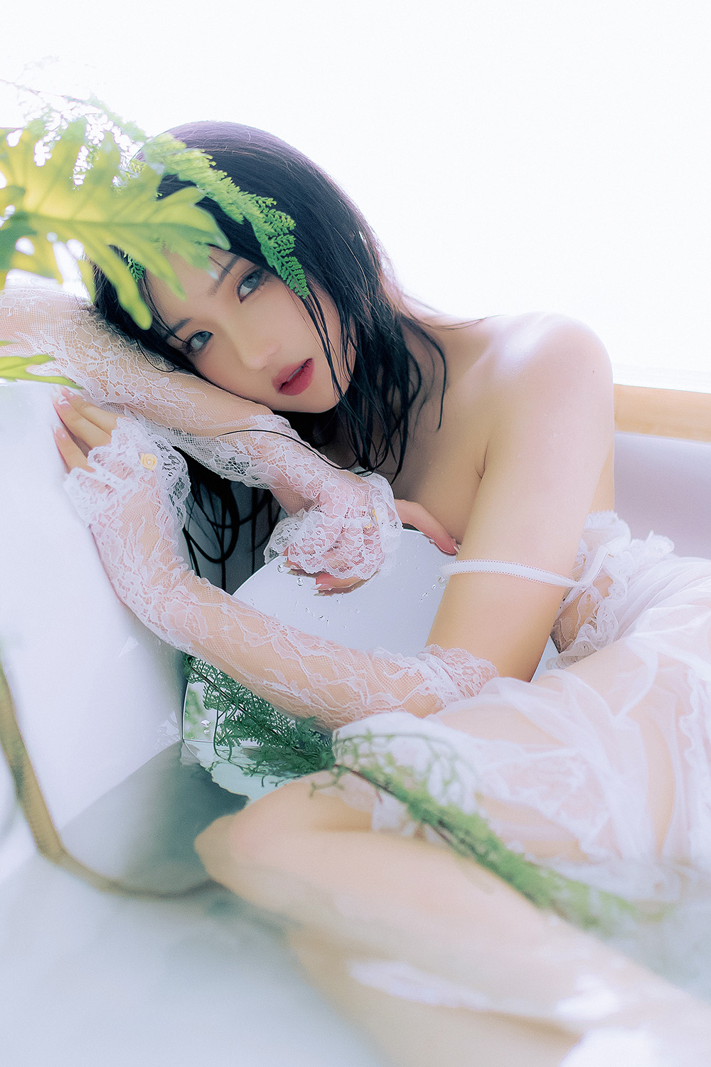 探秘瓦斯塔亚小龙虾：次元世界的魅力 Coser