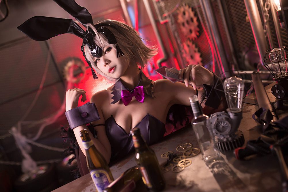 探秘知名 coser KaYa 萱：从台湾走向世界的二次元精灵-次元堂
