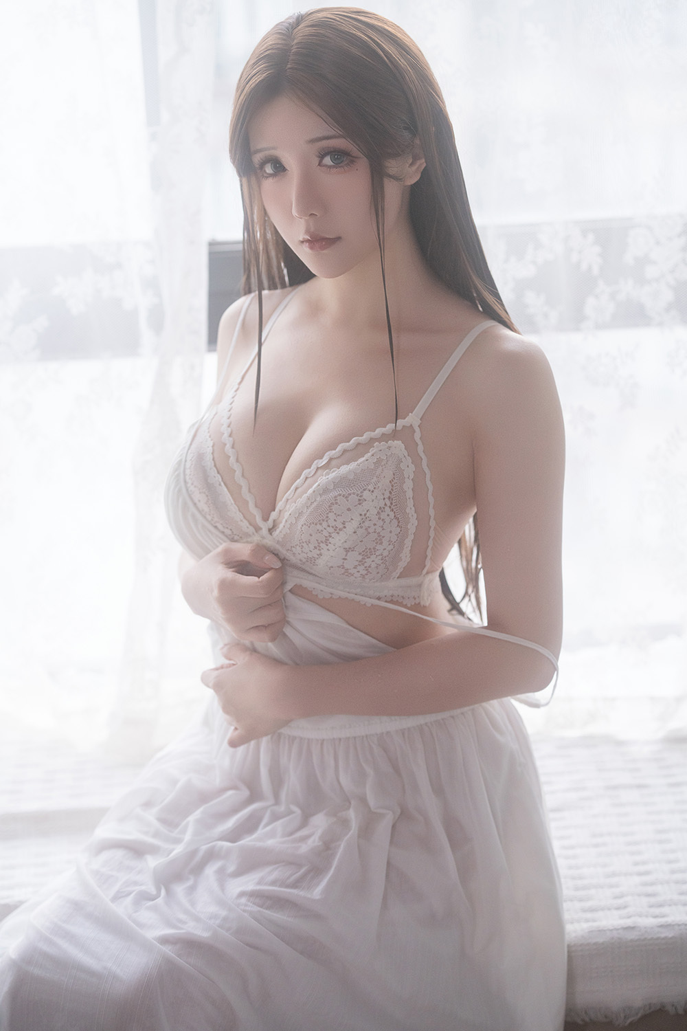 星之迟迟 2025年5月计划G 雨天的奇妙偶遇[100P1V-1.03GB]