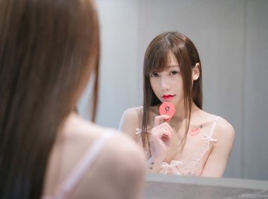 星野咪兔MeetU的Cos神还原，我直接垂直入坑！-次元堂