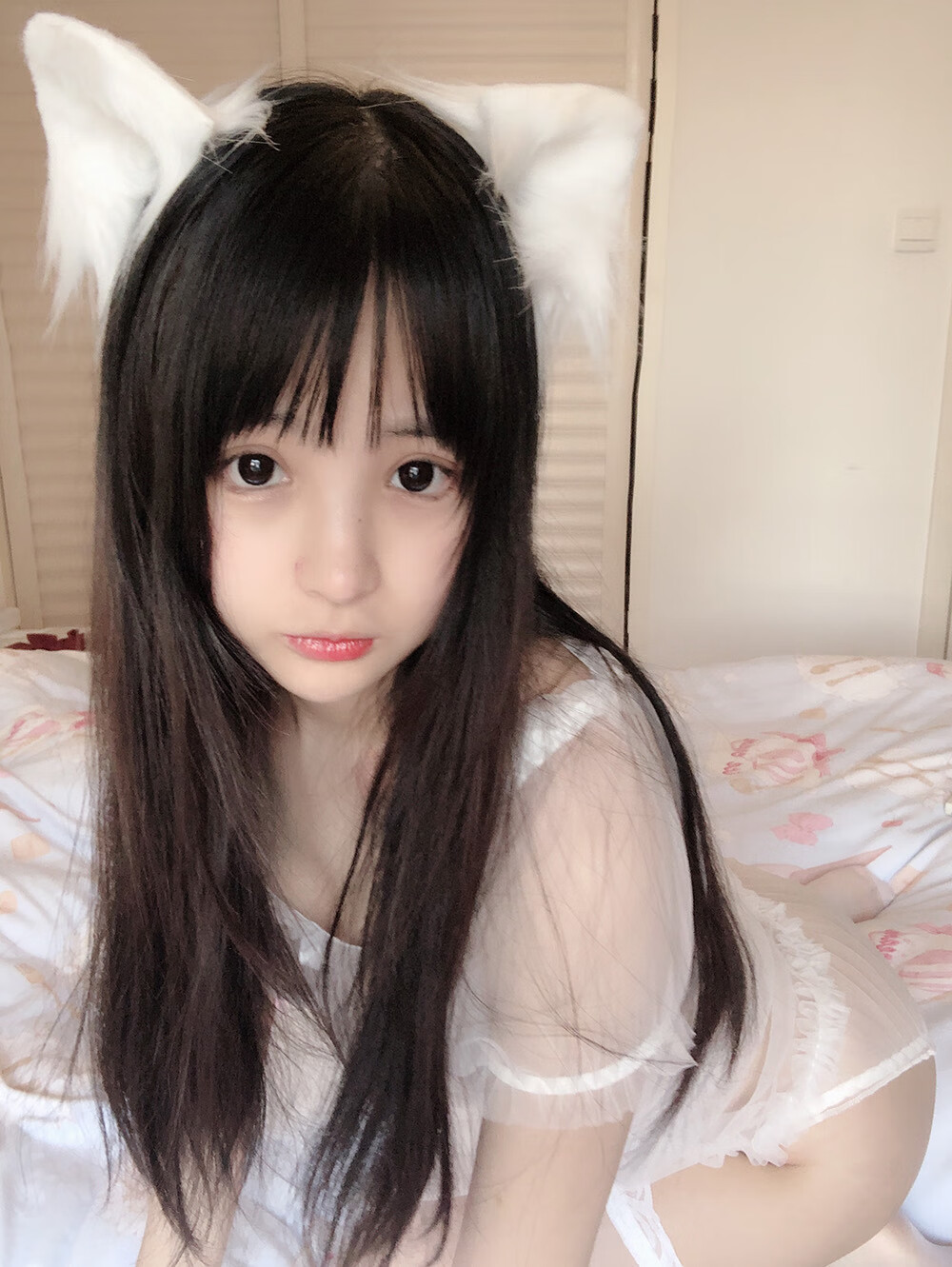 桜井宁宁 小白猫 蕾丝内衣[31P-35MB]