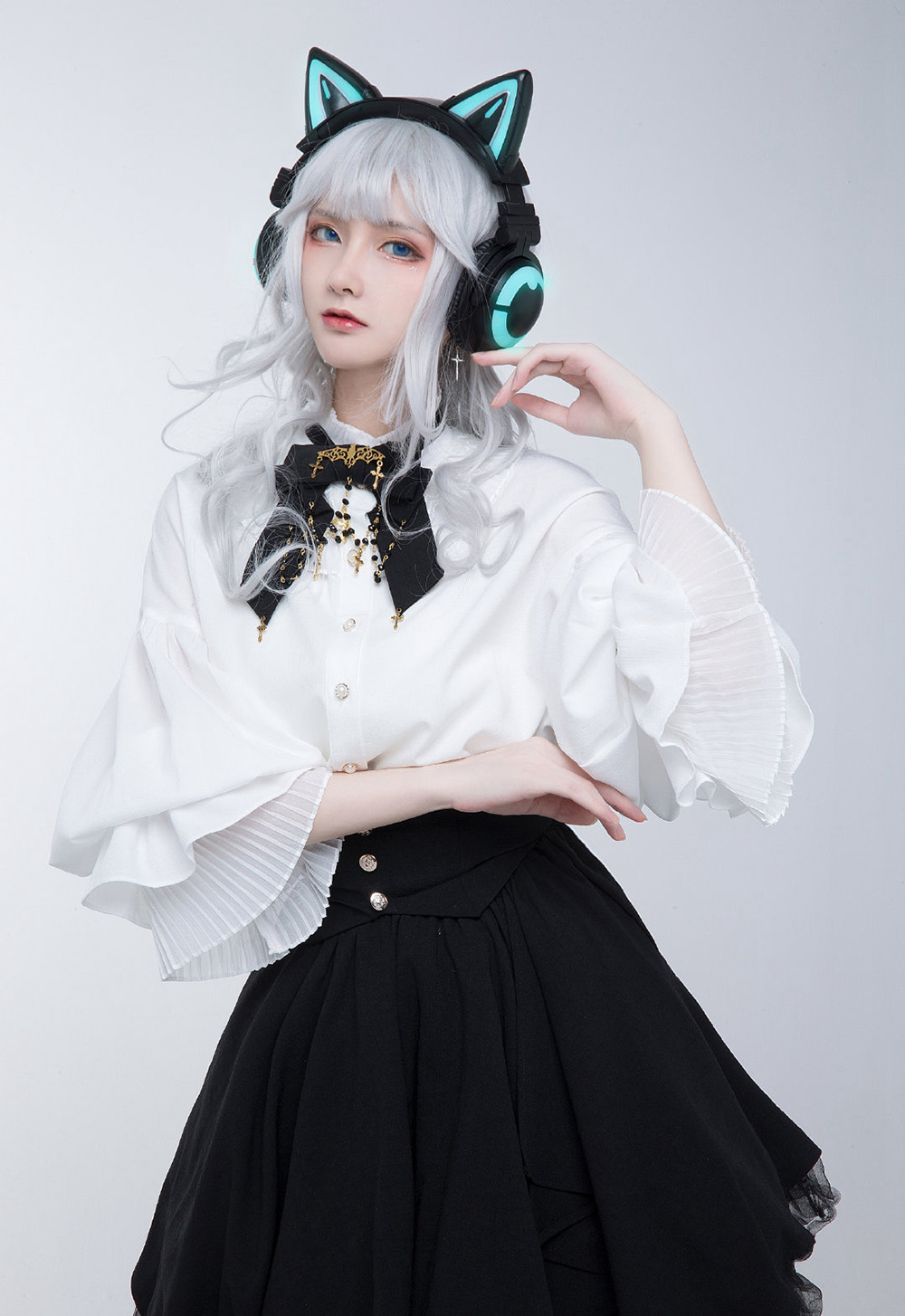 爆火出圈的Coser“魔王”在下萝莉控ii！从被质疑到坐拥 430 万粉丝，她凭什么？