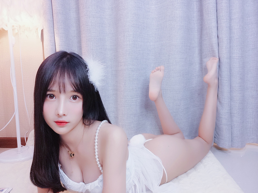 爆火!从软萌 ID 到次元破壁机,揭秘Coser小小奶瓶儿的圈粉密码 爆火!从软萌 ID 到次元破壁机,揭秘Coser小小奶瓶儿的圈粉密码