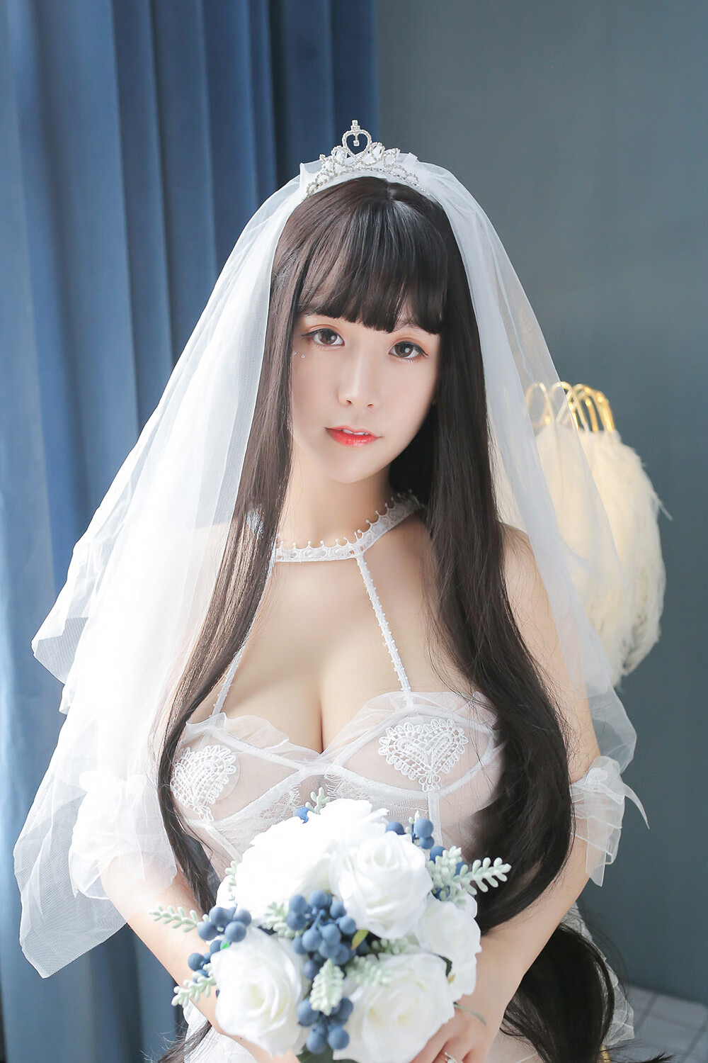 猫九酱 长发婚纱 [76P1V-654MB]