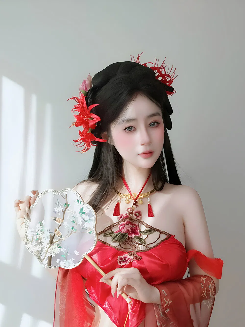 白银81 25年5月会员订阅(有光)[100P7V-1012M]-次元堂