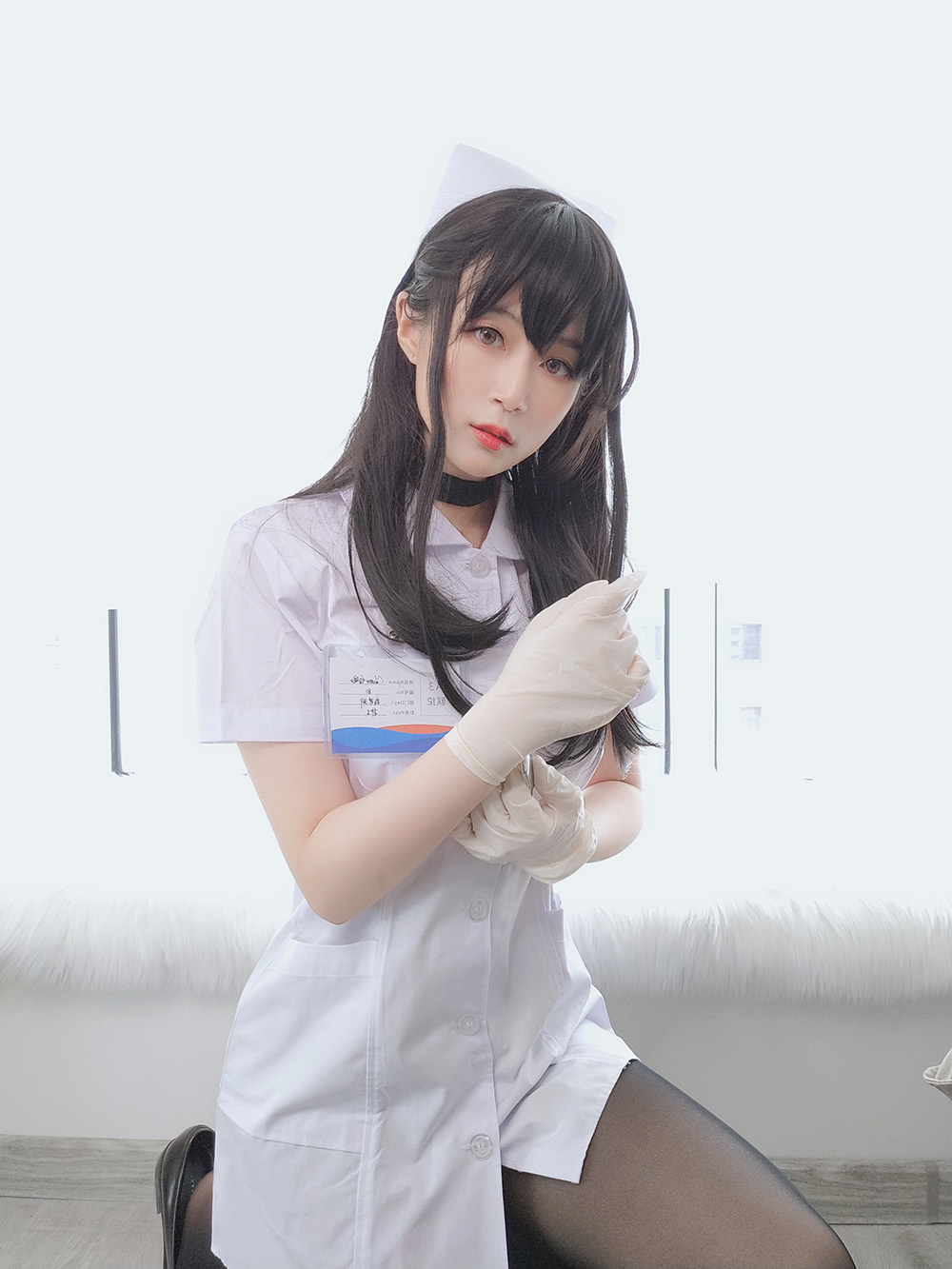 白银81 长发小护士 [66P3V-447MB]