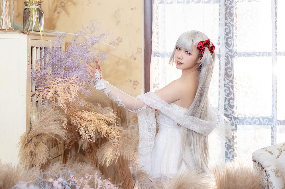 百变女王麻花麻花酱w！每套作品都在 “鲨疯” 二次元圈-次元堂