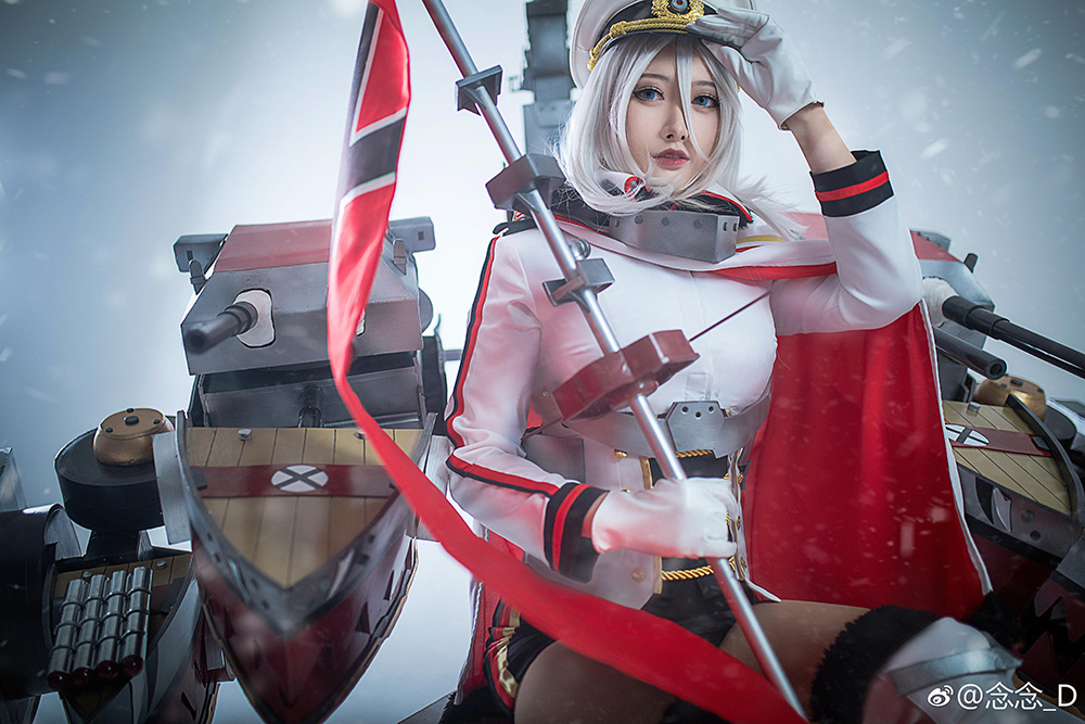 破次元闪耀之路：Coser 念念_D 如何从二次元小众圈层走向大众视野-次元堂