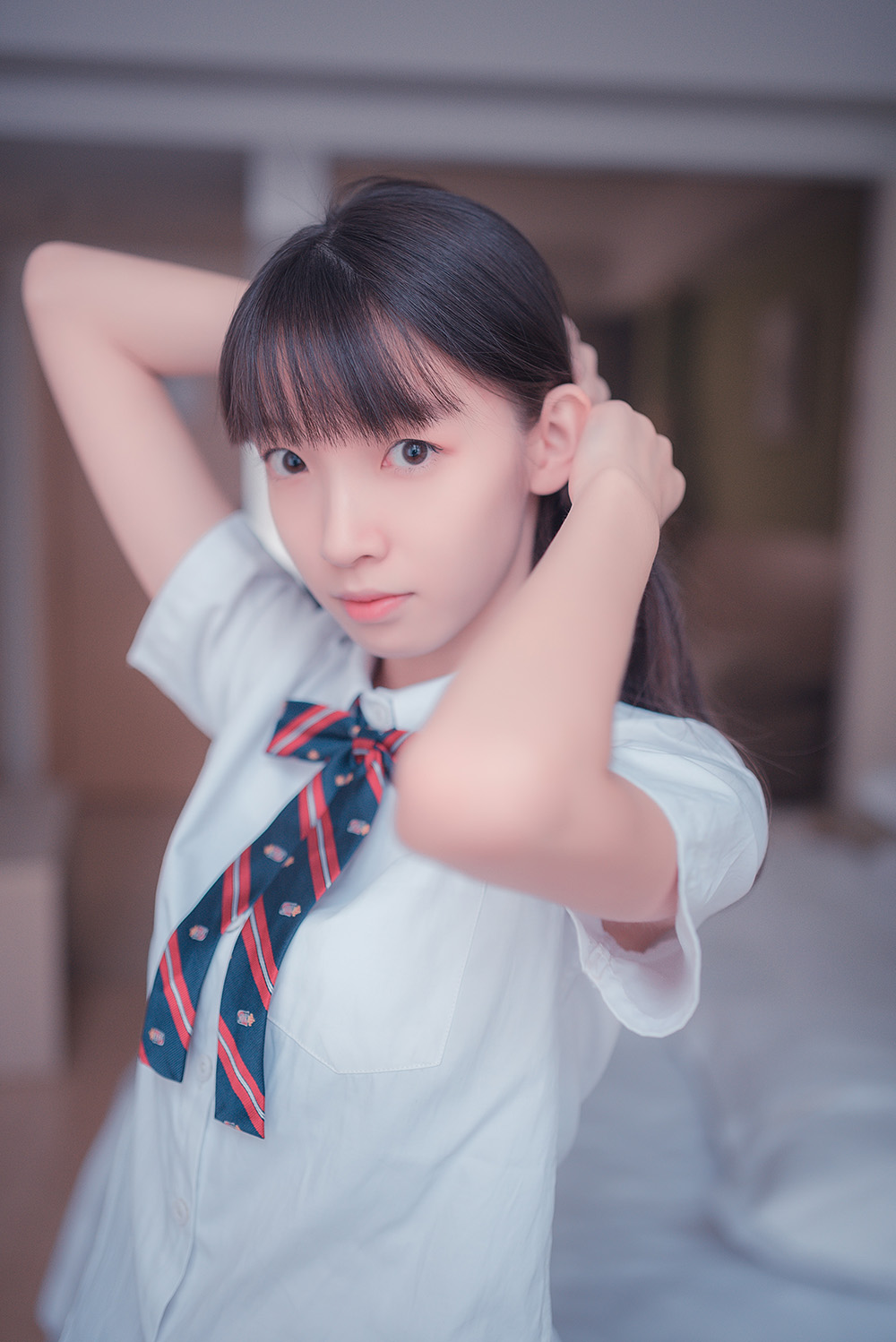 从校园女神到次元女神！祖木子凭 “漫画腿” 火出圈